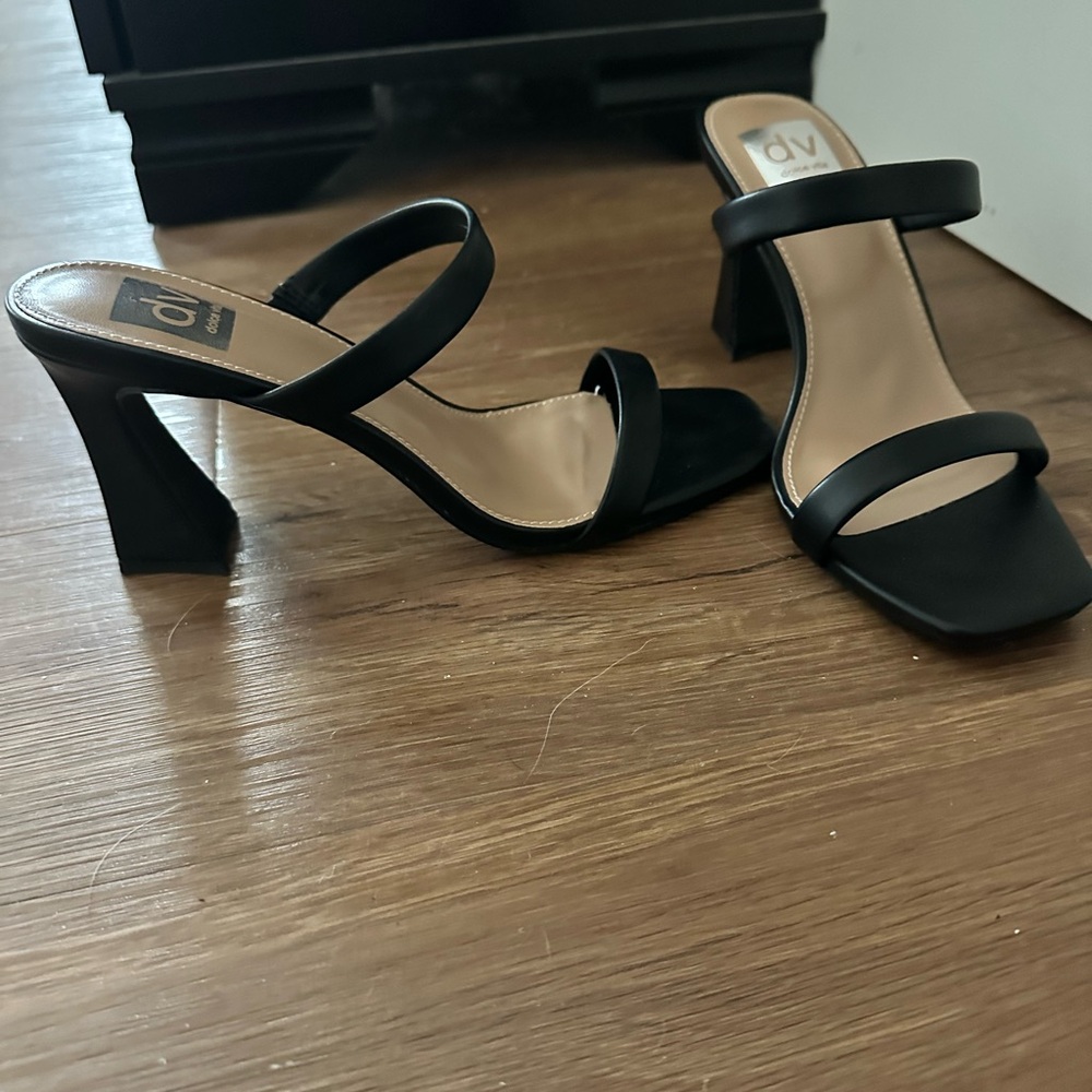 Dolce Vita Women's Black Sandals